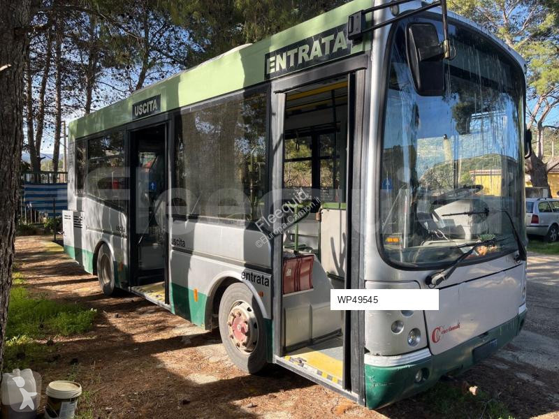 باص Iveco Cacciamali