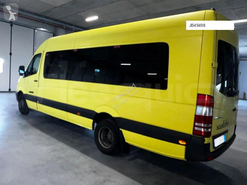 باص Mercedes