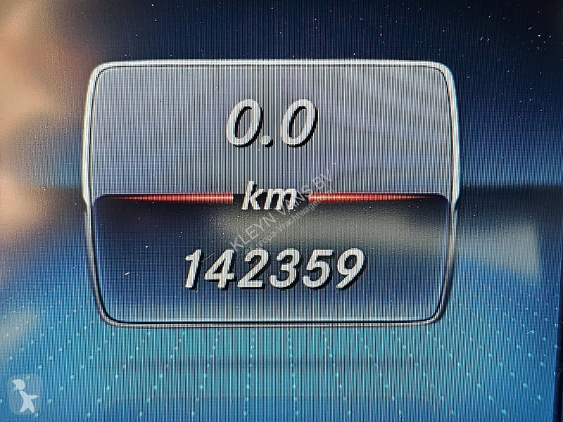 باص Mercedes 300 L3 XL 7-Pers 90 kWh EQV