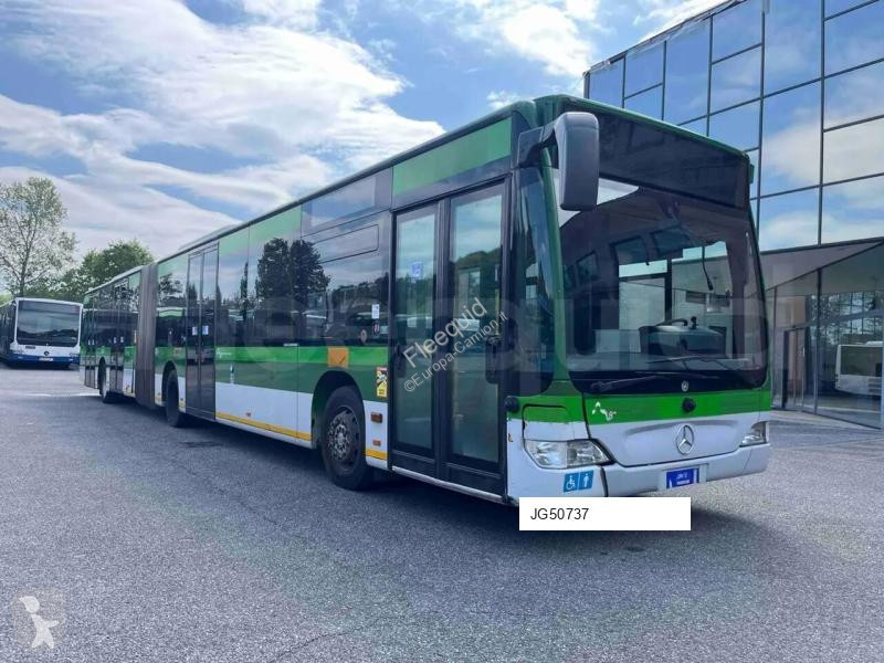 Autobuz Mercedes