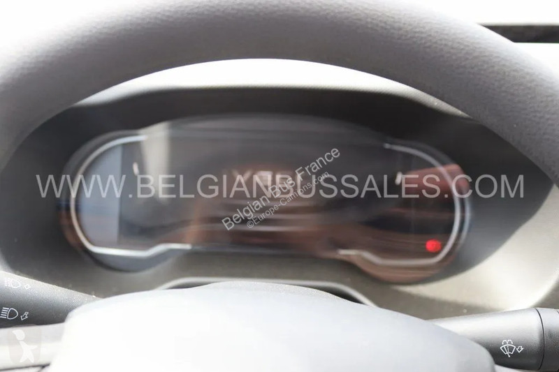 Véhicule utilitaire Iveco Line New / 10 X UNITS...
