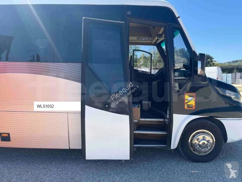باص Iveco Indcar Mobi