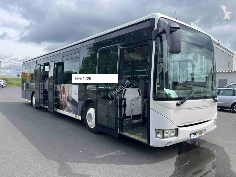 باص Iveco