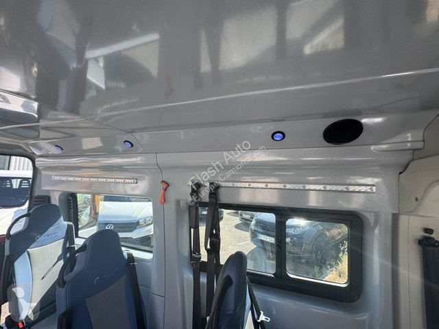 Véhicule utilitaire Peugeot BOXER  NEUF EQUIPE...
