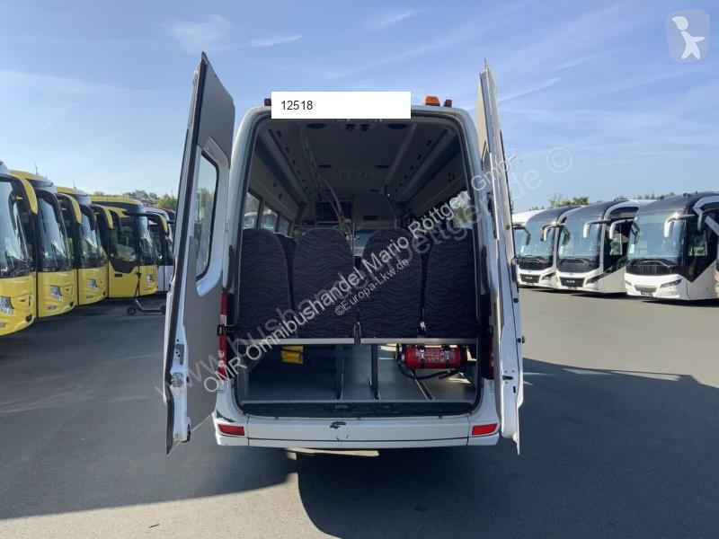 Mercedes Altas Transporter