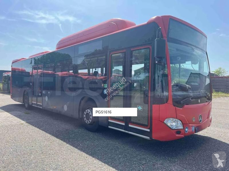 Autobussen Mercedes