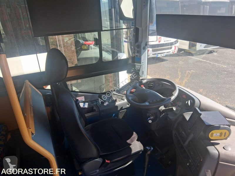 باص Irisbus RECREO