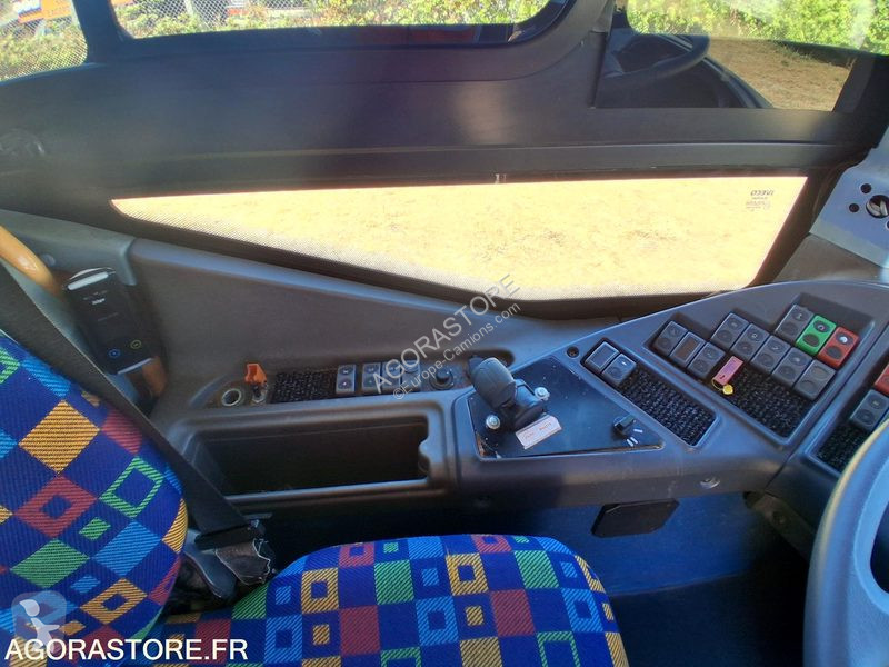 باص Irisbus RECREO