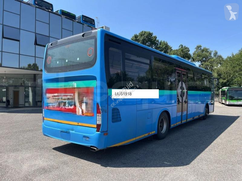باص Iveco
