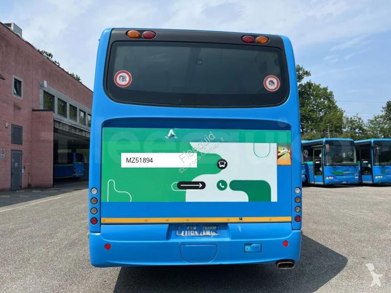باص Iveco