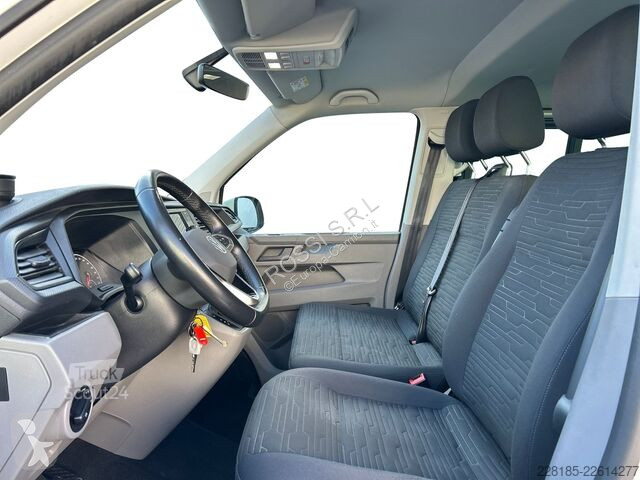 Véhicule utilitaire Volkswagen  VW CARAVELLE...