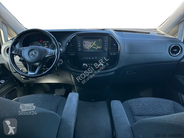Véhicule utilitaire Mercedes III - vito 119 cdi...