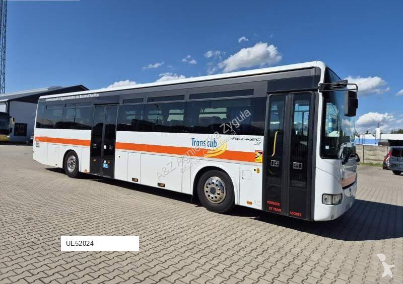 Autobussen Irisbus RECREO