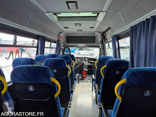 Autobussen