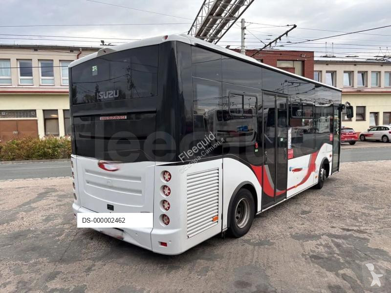 Ônibus transporte Isuzu Novo