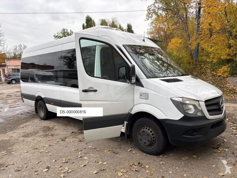 Ônibus transporte Mercedes