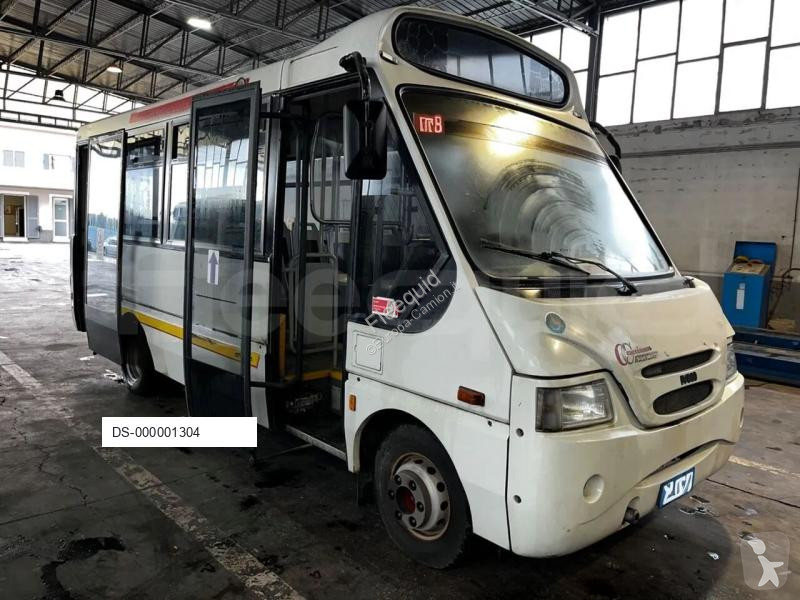 Ônibus transporte Iveco Cacciamali