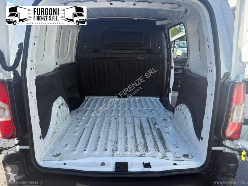 Autobus Peugeot BlueHDi 100 PC Furg. Pro