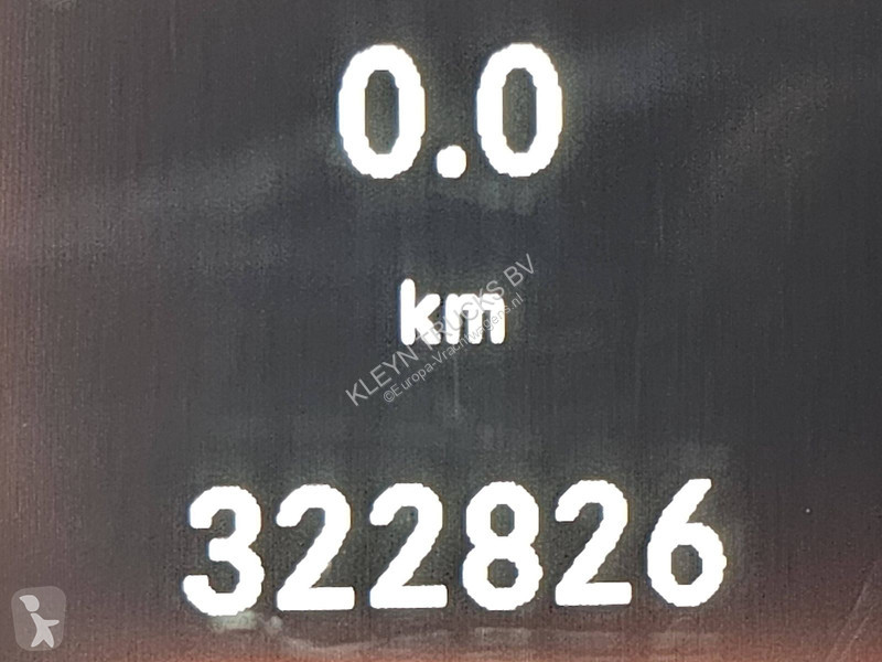 Autobussen Mercedes TOURER XLac aut 9pers EURO6...