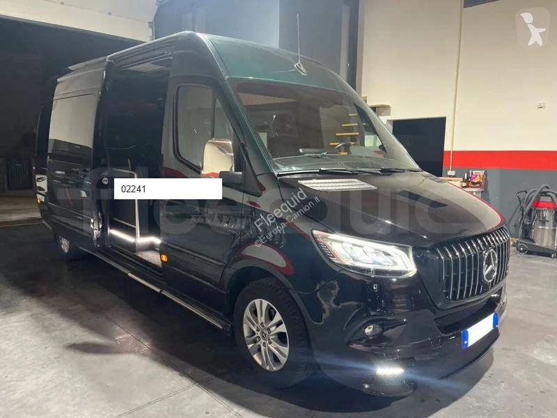 Mercedes  bus