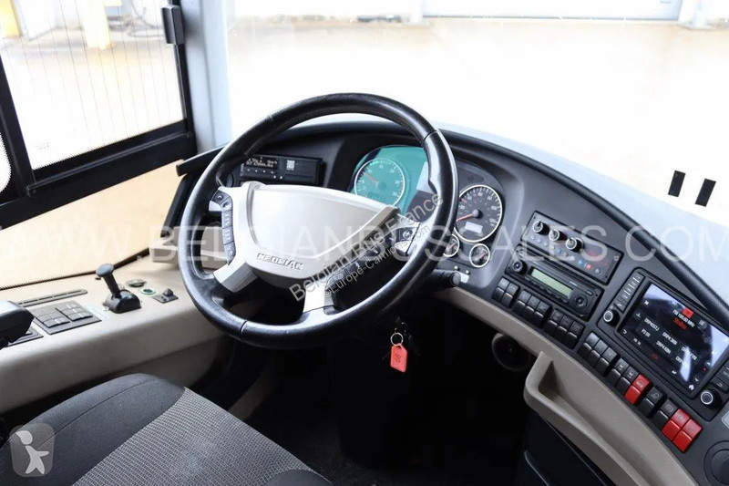 Autobussen Neoplan Skyliner L New Model / P06 /...
