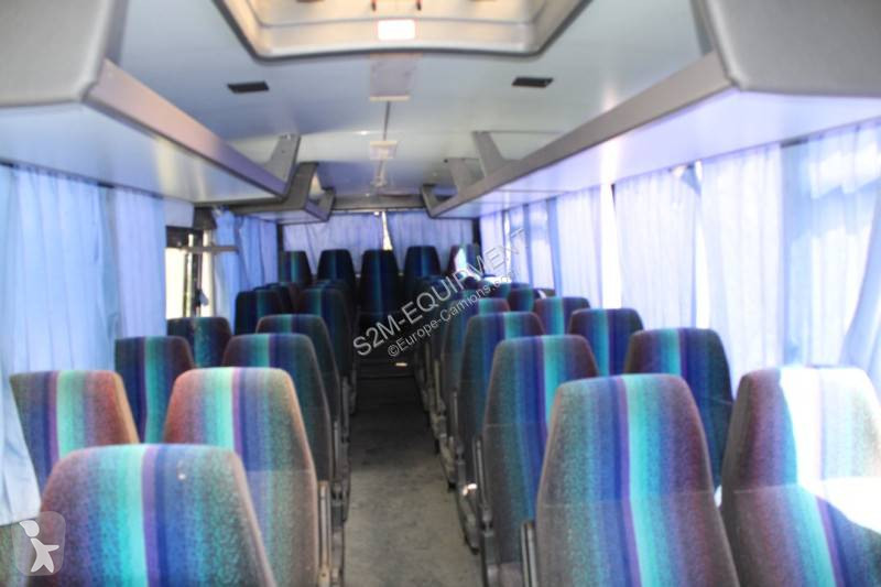 Autobuz Renault MEDIUM