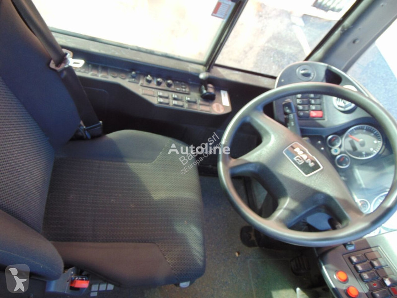 Autobuz MAN A21