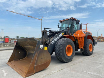Pala cargadora de ruedas Doosan