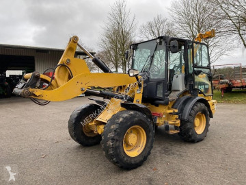 Caterpillar908