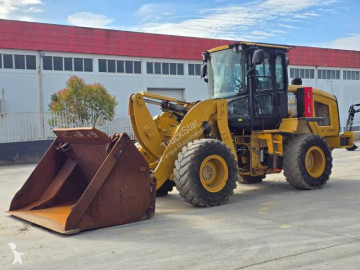Chargeuse sur pneus Caterpillar