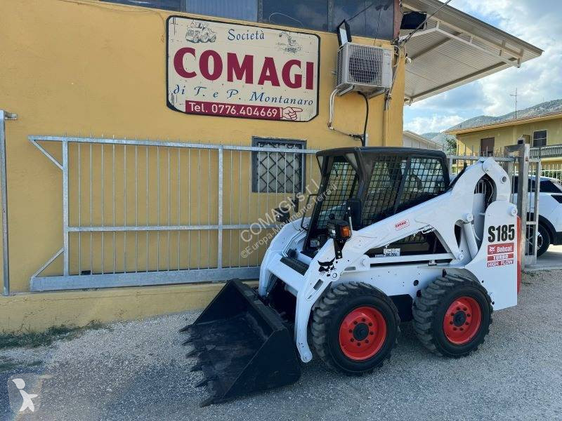 Shovel Bobcat