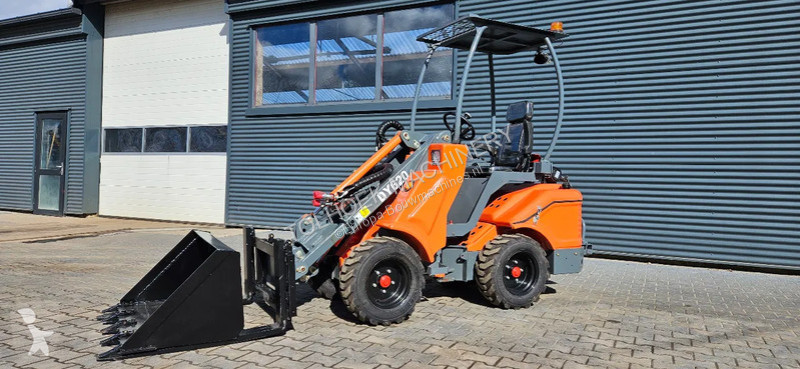 Shovel TAIAN DY 620 mini shovel NIEUW!
