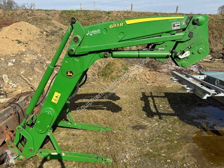 Equipos John Deere 683 R