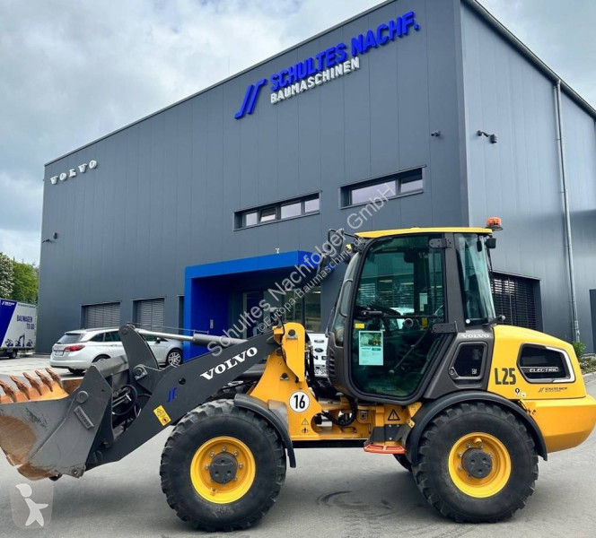 Incarcator Volvo L 25 Electric