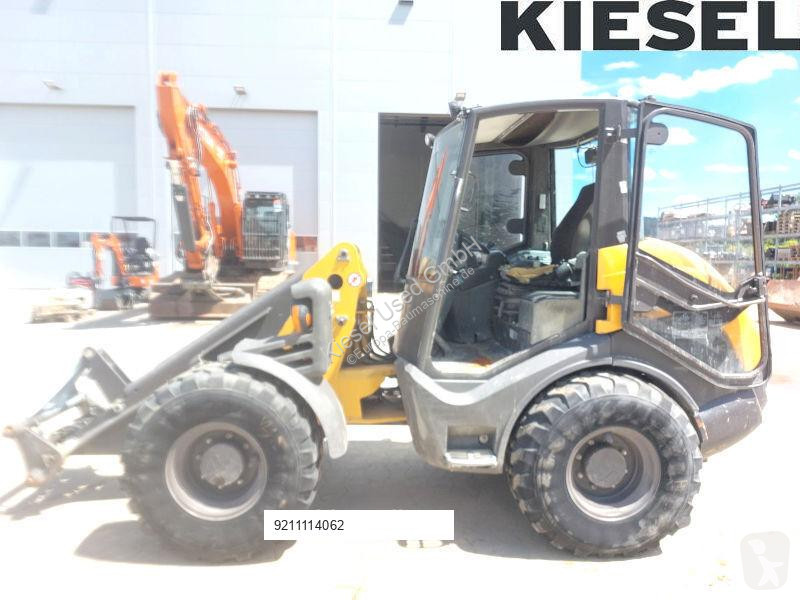 Pala cargadora Mecalac AX1000