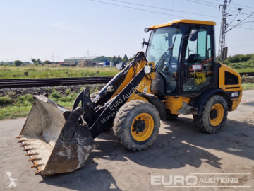 Pala gommata JCB