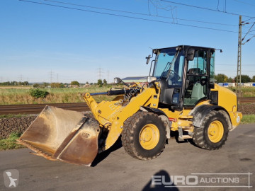 Caterpillar908