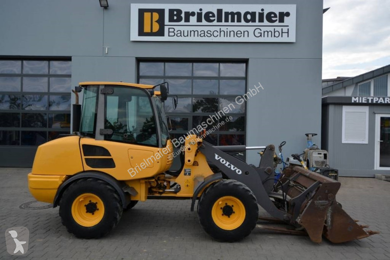 Shovel Volvo Z