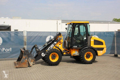 Pala gommata JCB