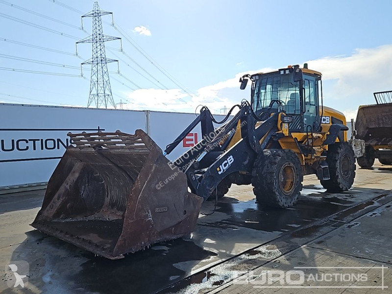 Nakladač JCB 437HT