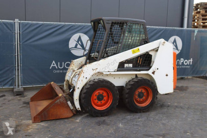 Lastare på däck Bobcat