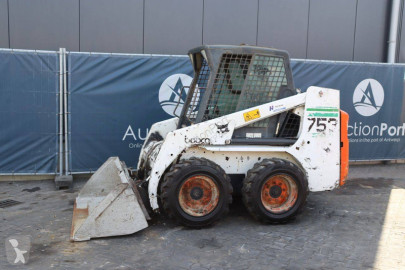 Lastare på däck Bobcat