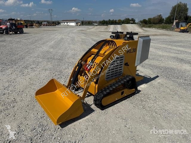 Pá carregadora IR L30 Mini Compact Track Loader