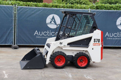 Lastare på däck Bobcat