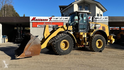 Caterpillar950
