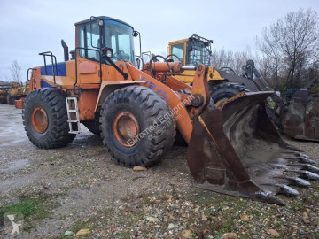 Hitachi W270