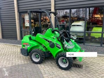 Shovel Avant tecno