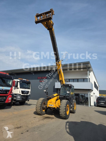 JCB