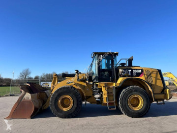 Chargeuse sur pneus Caterpillar