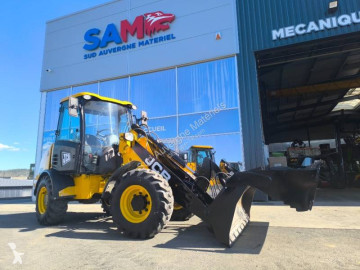 JCB406 B